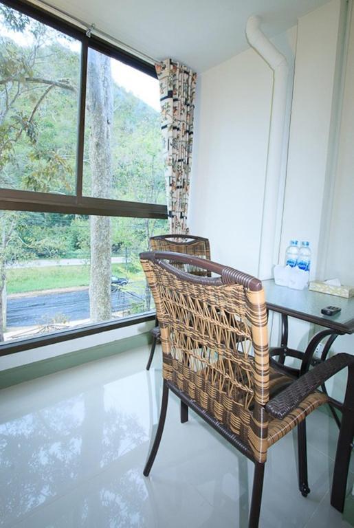 Juldis J2 Khao Yai Hotel - Sha And Sha Plus Certified Mu Si Room photo